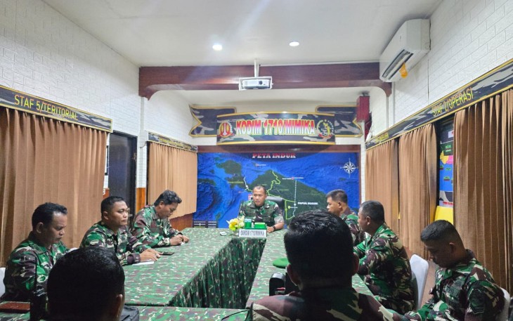 Dandim 1710/Mimika Pimpin Briefing Perwira