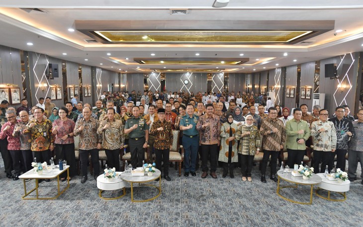 Menteri Desa dan Pembangunan Daerah Tertinggal (Mendes PDT) Yandri Susanto terus menggenjot upaya percepatan pembangunan desa dengan menggandeng berbagai lembaga dan kementerian serta kalangan perbankan