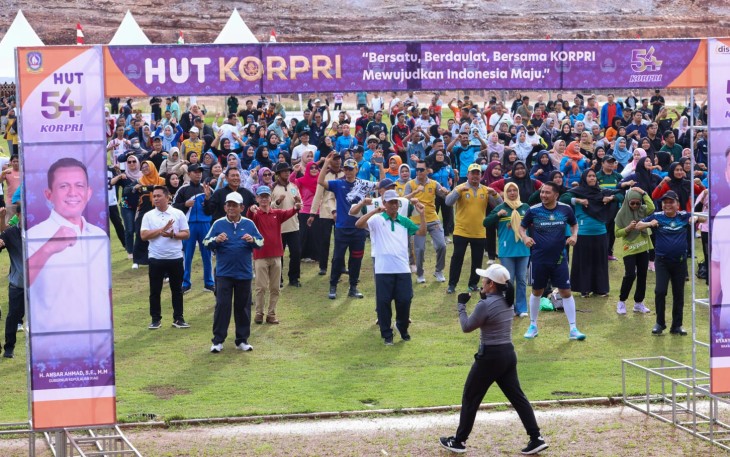 Pemprov Kepri Gelar Senam Bersama peringati HUT ke-54 KORPRI