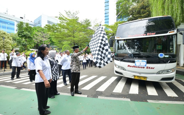 Menteri Dody Lepas 473 Peserta Mudik Gratis Kementerian PU