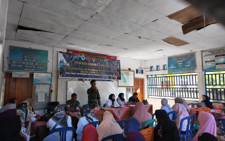 Satgas TMMD Ke-124 Kodim Kodim 0408/BS Gelar Penyuluhan KB Kesehatan dan Stunting