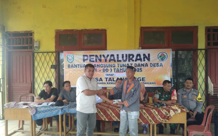 Pemdes Talang Tige Melaksanakan Pembagian BLT DD Tahap I Tahun 2025