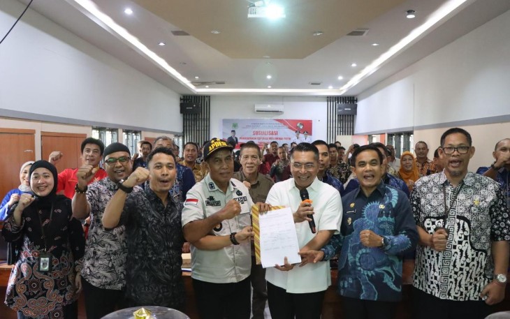 Kementerian Koperasi (Kemenkop) menggelar kegiatan Sosialisasi Pendirian Koperasi Desa (Kopdes) Merah Putih yang digelar oleh Pemerintah Kabupaten Pinrang, dengan melibatkan sebanyak 69 kepala desa se-Kabupaten Pinrang pada Kamis (10/4/2025).