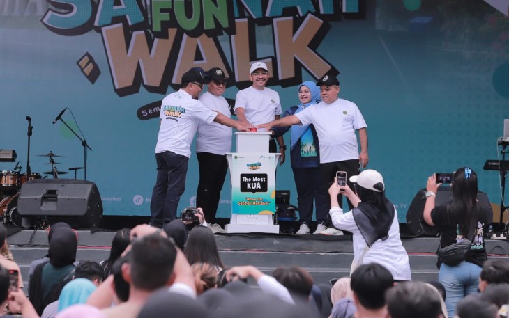 Direktur Bina KUA dan Keluarga Sakinah, Ahmad Zayadi saat launching di Semarang, Minggu (15/2)