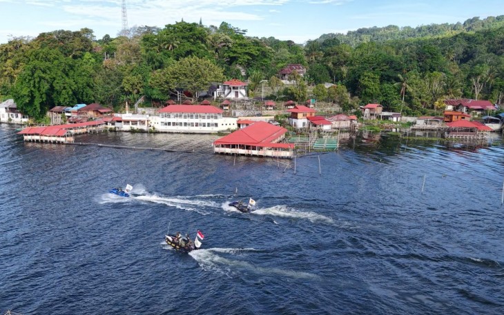 Pertunjukan penampilan atraksi Jetsky pada fun bike Kodam XIII Merdeka