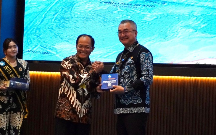 Foto bersama usai acara