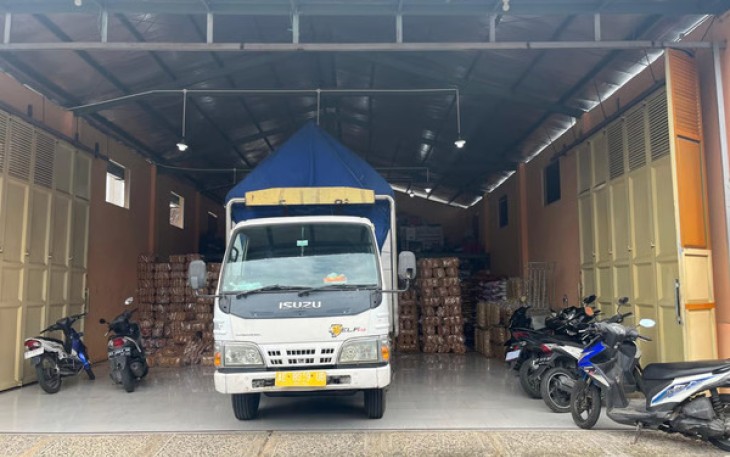 Cari Pusat Oleh-Oleh Magetan & Supplier MBG? Rehan Snack Rajanya Kulakan Terlengkap se-Karesidenan Madiun!