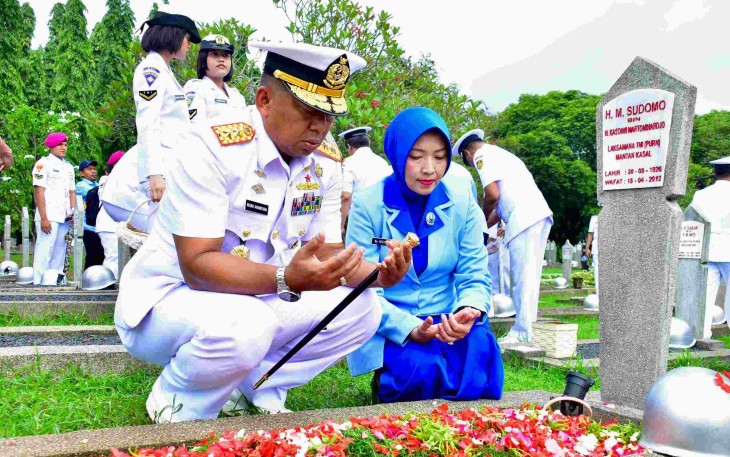 Pangkolinlamil Laksda TNI Rudhi Aviantara 