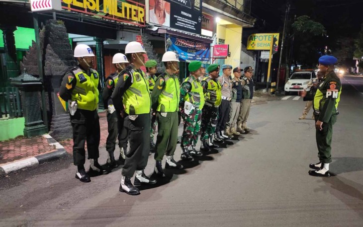 Patroli gabungan di wilayah Kabupaten Trenggalek 