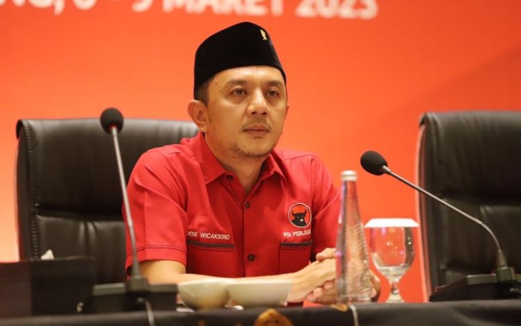 Penasehat Fraksi PDIP DPRD Jatim Deni Wicaksono 