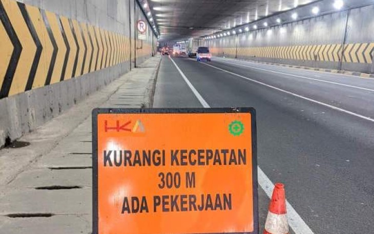 Ruang bebas lubang 