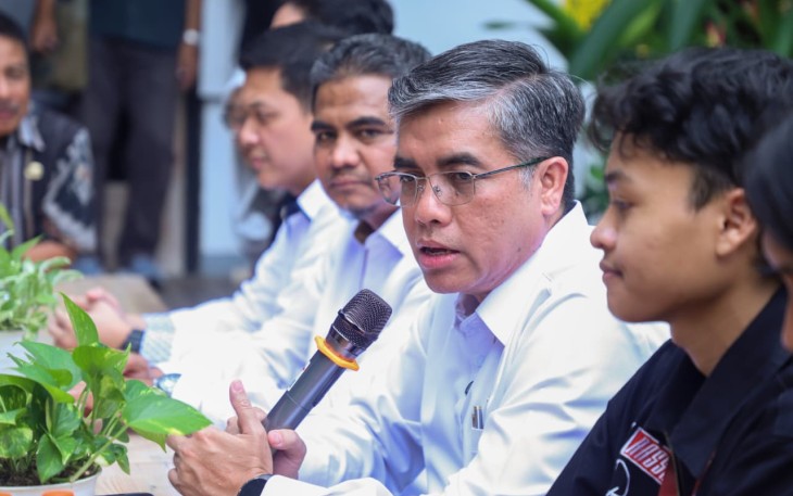 Menteri Ketenagakerjaan (Menaker), Yassierli, menyebut industri kreatif dapat menjadi laboratorium bagi pengembangan Program Magang Nasional (MagangHub) 
