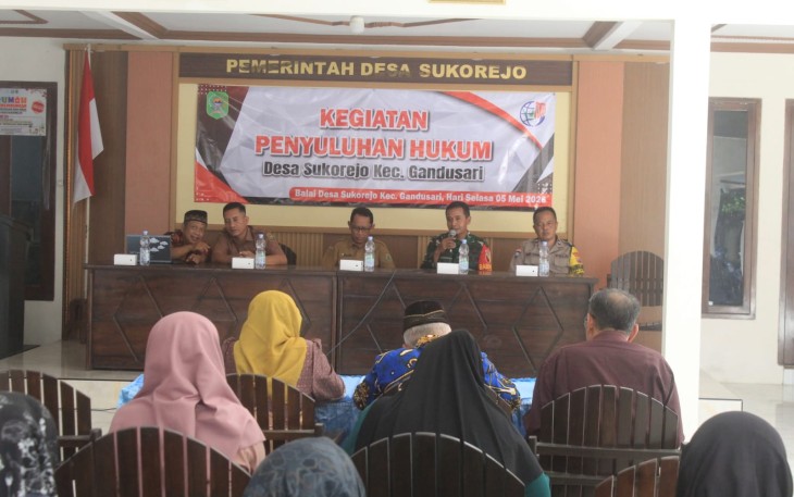 Sosialisasi penyuluhan hukum di lokasi TMMD