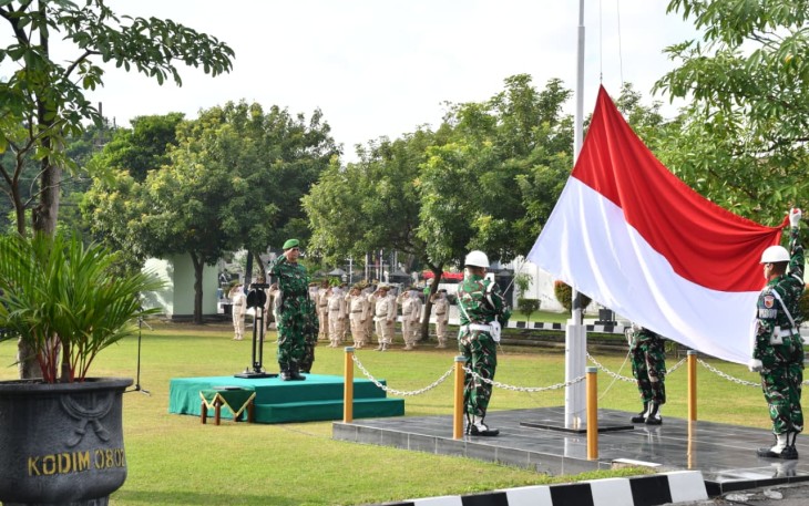 Upacara bendera prajurit Kodim Ponorogo