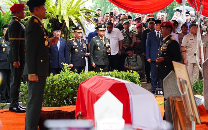 Panglima TNI Hadiri Upacara Pemakaman Jenderal TNI (Purn) Ryamizard Ryacudu