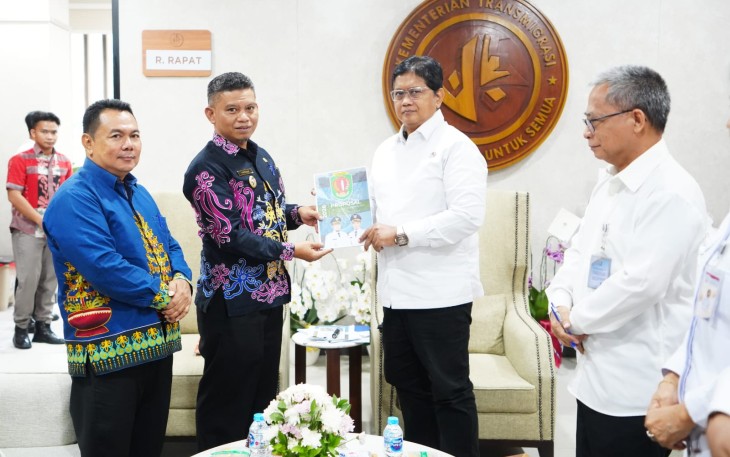 Kedatangan Wakill Bupati (Wabup) Katingan, Firdaus, ke Gedung Makarti, Kantor Kementerian Transmigrasi, Kalibata, Jakarta, 11/6/2026