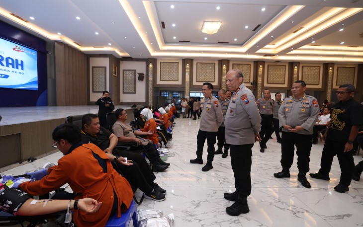 Aksi Sosial Polda Jatim Sambut Hari Bhayangkara ke-80 Gelar, Donor Darah Untuk Kemanusiaan