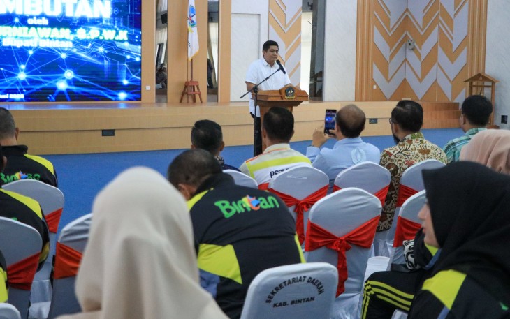 Pemerintah Kabupaten Bintan resmi meluncurkan B-SMART (Bintan Sport Monitoring, Analytic & Reporting Technology) pada Kamis (18/06) di Aula Kantor Bupati Bintan, Bandar Seri Bentan