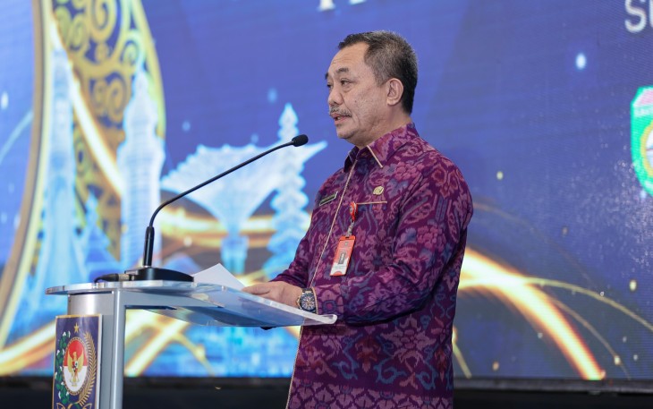 Kepala BSKDN  Yusharto Huntoyungo