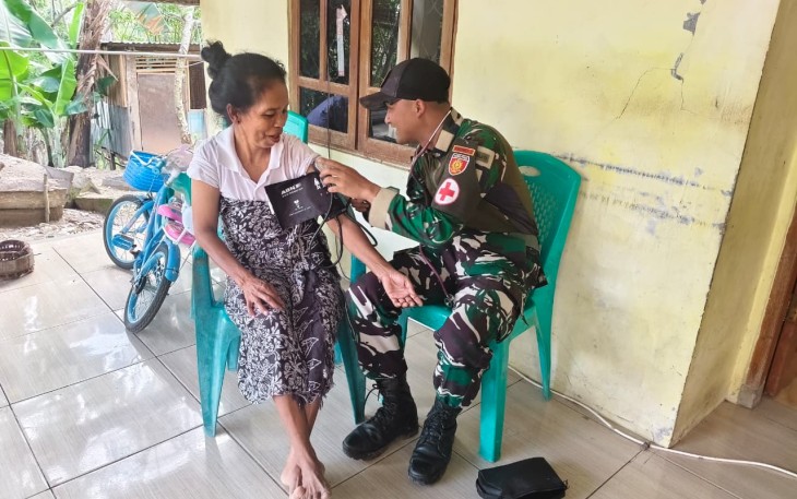 Pos Ailala Jaga Kesehatan Warga di Tapal Batas