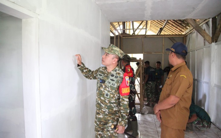 Dansatgas TMMD ke-129 Kodim 0821/Lumajang Letkol Arh Anton Subhandi