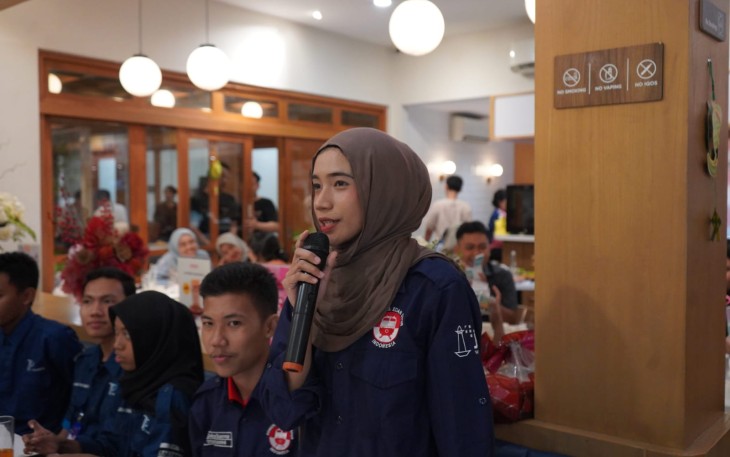 KAI Logistik Gelar Buka Puasa Bersama Komunitas Railfans