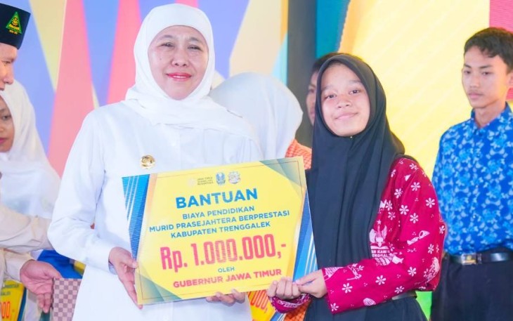 Gubernur Khofifah Resmikan Rehab 45 Sekolah di Tiga Kabupaten Senilai Rp46,9 Miliar