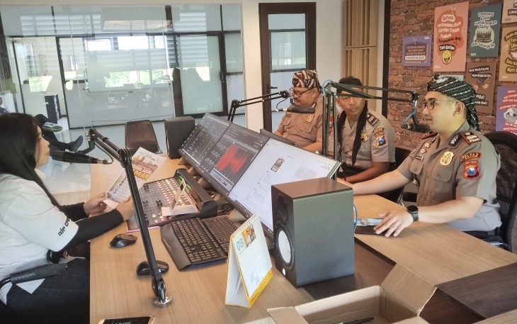  Polres Gresik Polda Jatim terus mengintensifkan upaya menjaga situasi keamanan dan ketertiban masyarakat (kamtibmas) agar tetap kondusif
