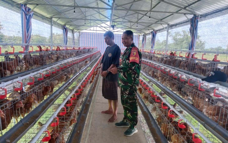 Babinsa Sirapan saat Kawal Semangat Swasembada Desa