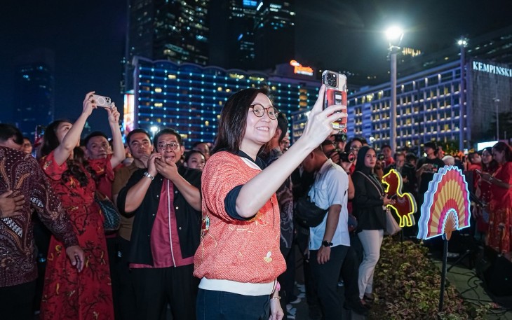 Wamen Ekraf Irene di kawasan Bundaran HI pada Jumat, 13 Februari 2026