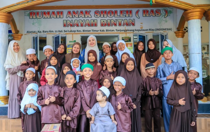 Ketua TP PKK Bintan saat Kunjungi Panti Asuhan Inayah Kijang.