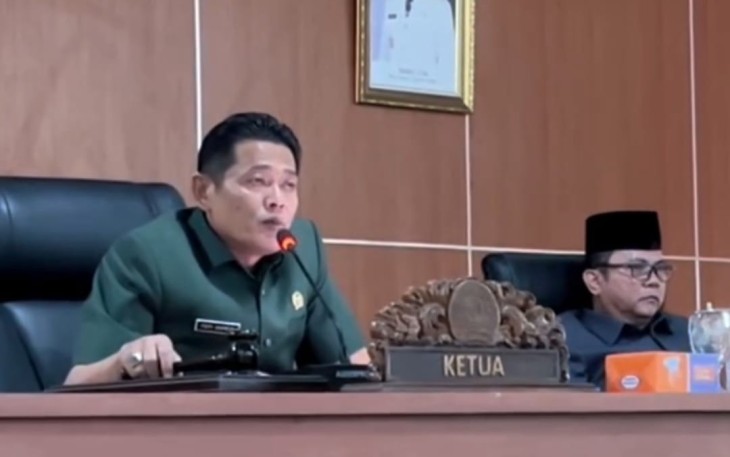 Ketua DPRD Bengkulu Tengah Buka Rapat Paripurna Masa Sidang I Tahun 2026