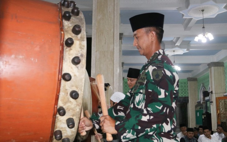 Dandim 0806/Trenggalek Bersama Forkopimda saat Buka Gema Takbir Idul Fitri 1447 H