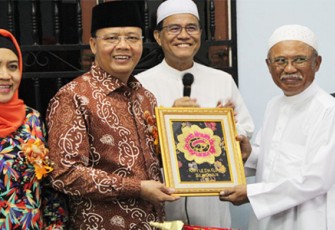 Wagub Rohidin saat bertemu warga Bengkulu di Malaysia