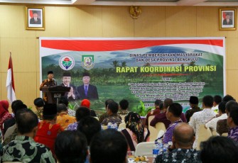 Plt gubernur Rohidin mersyah saat membuka rapat koordinasi program pembangunan dan pemberdayaan masyarakat desa (P3MD)