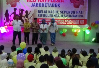Aksi sosial, di kawasan Pantai Panjang Bengkulu,  Sabtu (30/9).