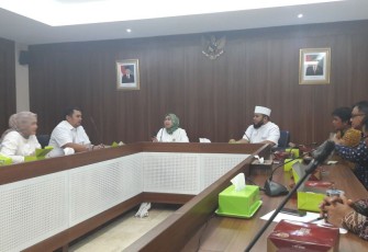 Walikota Helmi saat rakor bersama Kementerian PUPR, Dinas PU Pemprov, dan BUMN PT Pelabuhan Indonesia (Pelindo) II Persero, Kamis (12/10/2017). 