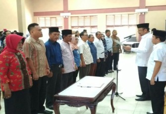 Pengukuhan Kelompok Keluarga Sadar Hukum (Kadarkum), di Rabu pagi (25/10/2017) di Gedung Gunung Bungkuk, Kantor Walikota, Bentiring