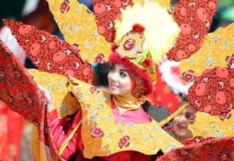 karnaval batik basurek
