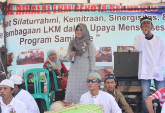 Pembukaan pelatihan penguatan kapasitas kelembagaan Lembaga Keuangan Mikro (LKM)/Koperasi Samisake dan Sosialisasi Revisi Perda tentang Pengelolaan Dana Bergulir Samisake, Rabu (17/01/2018).