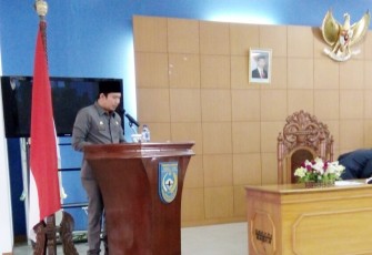 Wakil Bupati Bengkulu Utara Arie Septia Adinata, SE saat menyampaikan pemaparan terkait raperda yang diusulkan