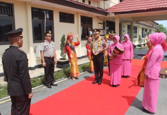 Pisah sambut Kapolres Kaur Minggu (25/3/2018) di aula Mapolres Kaur. Foto (Tribratanews.com)