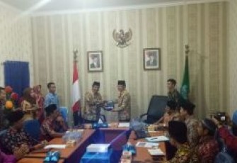 Asisten III Pemkot Bengkulu M. Husni Menerima Studi Banding Pemkab Merangin yang diketuai Asisten I Pemkab Merangin M. Syafri