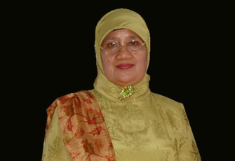 Rosna, istri mantan Bupati Mukomoko Ichwan Yunus