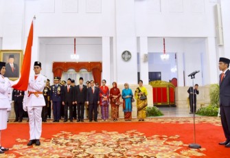 Presiden RI Joko Widodo saat mengukuhkan Paskibraka di Istana Negara, Rabu (15/8/2018).