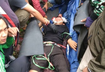 Kondisi Korban saat dievakuasi menggunakan tandu