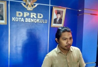 Wien Zafitrah Ruslan resmi menjabat sebagai Wakil Ketua I Dewan Perwakilan Rakyat Daerah (DPRD) Kota Bengkulu