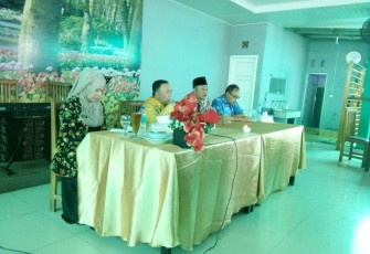 Sekdaprov Nopian gelar silaturahmi dan makan bersama dengan awak media