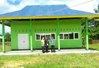 Pembangunan 1 RKB beserta perabotannya sangat di syukuri kepala sekolah SMPN 54 Bengkulu Utara.