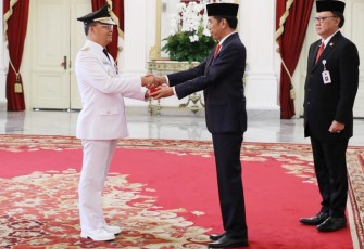 Gubernur Bengkulu Rohidin Mersyah usai dilantik Presiden RI Joko Widodo